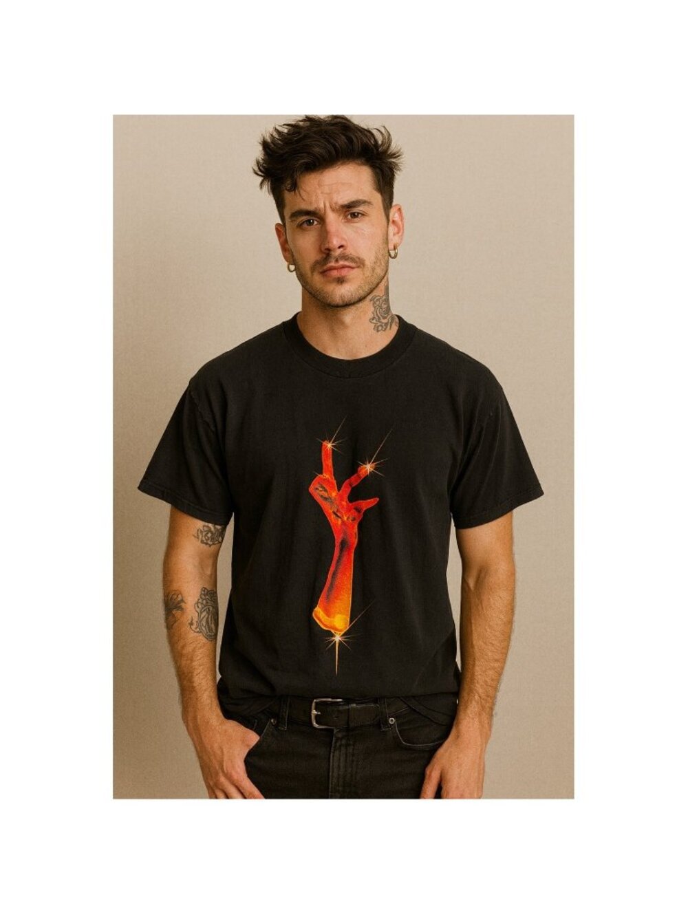 Joji Hand Run Reach Black Tshirt Size M Short Sleeve.     Mm